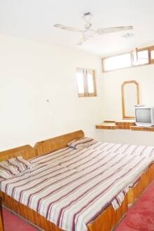 Kashmir Khalsa Hotel, Srinagar 2